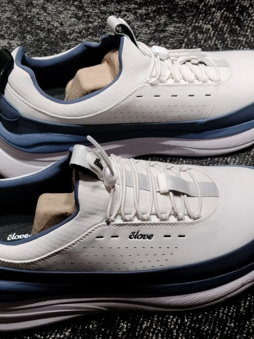 Clove Forte 2 Shoes Women's 13.5 Men's 12 White Unisex Nursing Sneakers